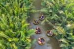 aerial-view-tourists-vietnam