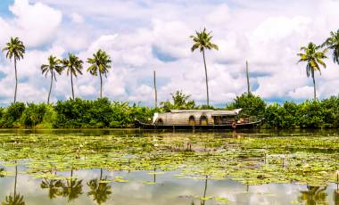 Alleppey houseboat