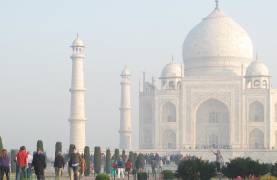 Beautiful Taj Mahal at dawn