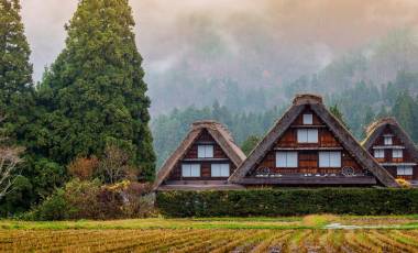 Enchanting Travels Japan Tours Traditional and Historical Japanese village Shirakawago in autumn season