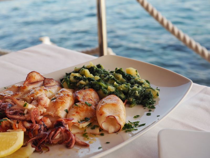 grilled-squid-boiled-potatoes-chard-blitva