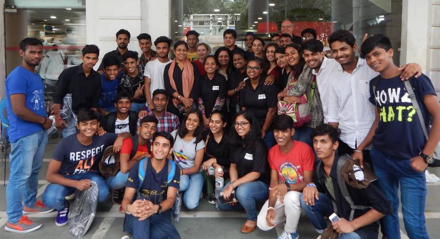 Supporting Communities & Conservation