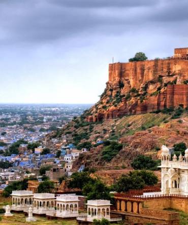 Top Must-see Forts on Your India Tour