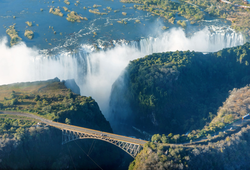 Victoria-falls-is-the-largest-curtain-of-water-in-the-world-Zambia