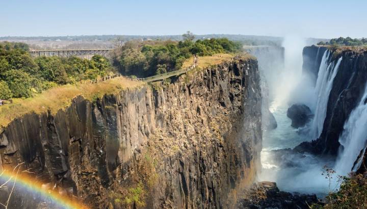 Die rauschenden Viktoriafälle in Sambia